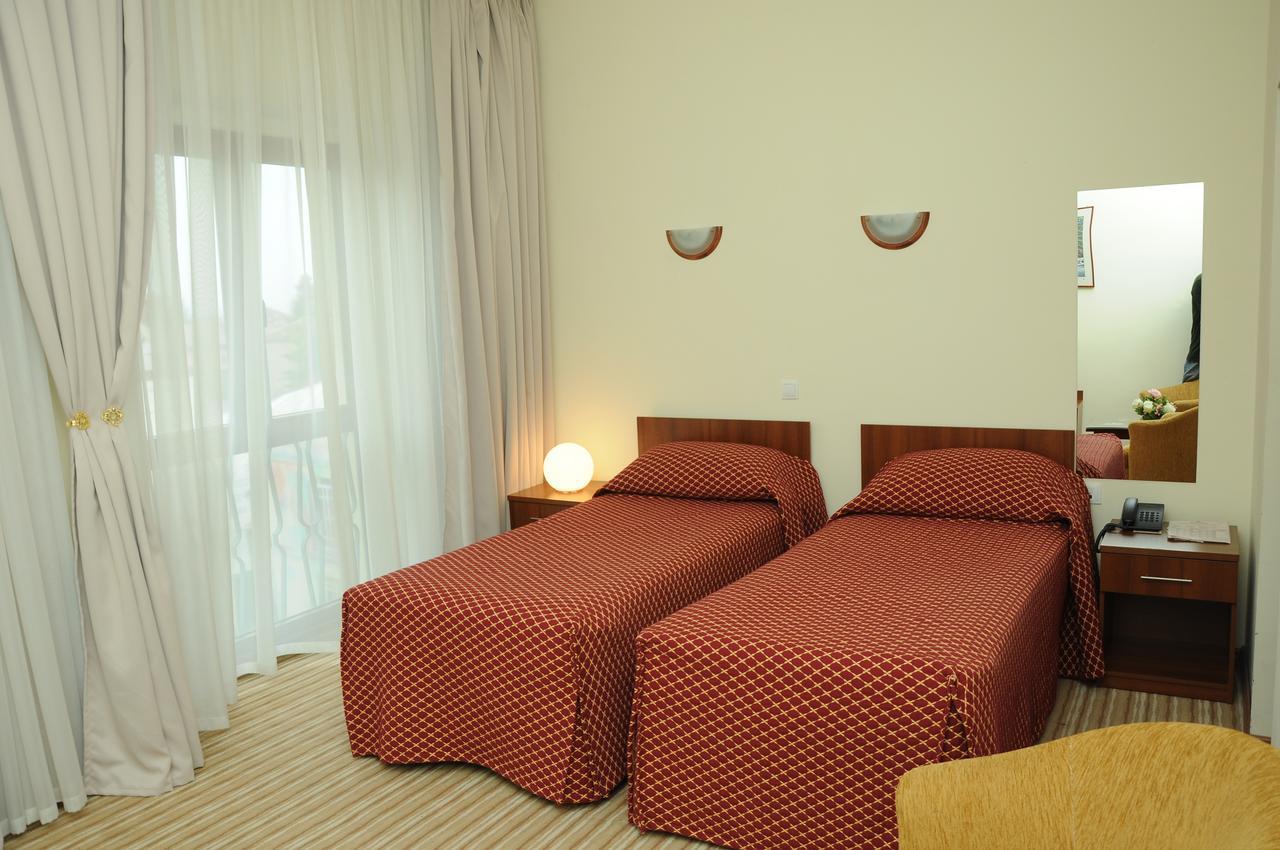 Hotel Shirok Sokak Bitola Exterior photo
